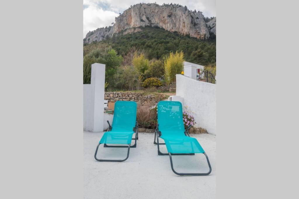 Maison Avec Jardin, Parking Entre Mer Et Montagne Le Revest-le-Eaux Dış mekan fotoğraf